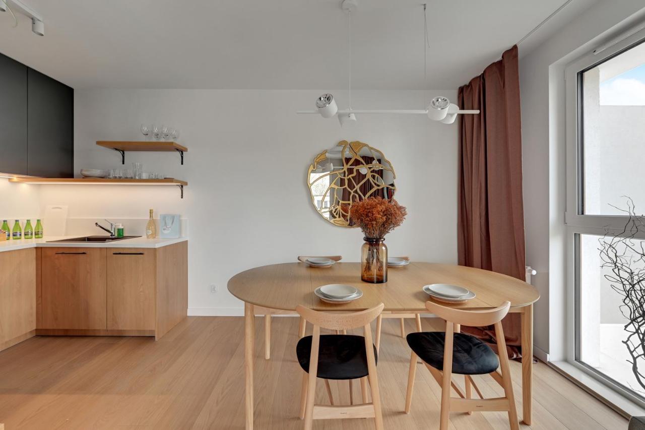 Boutique Aura 40 By Grand Apartments กดัญสก์ ภายนอก รูปภาพ