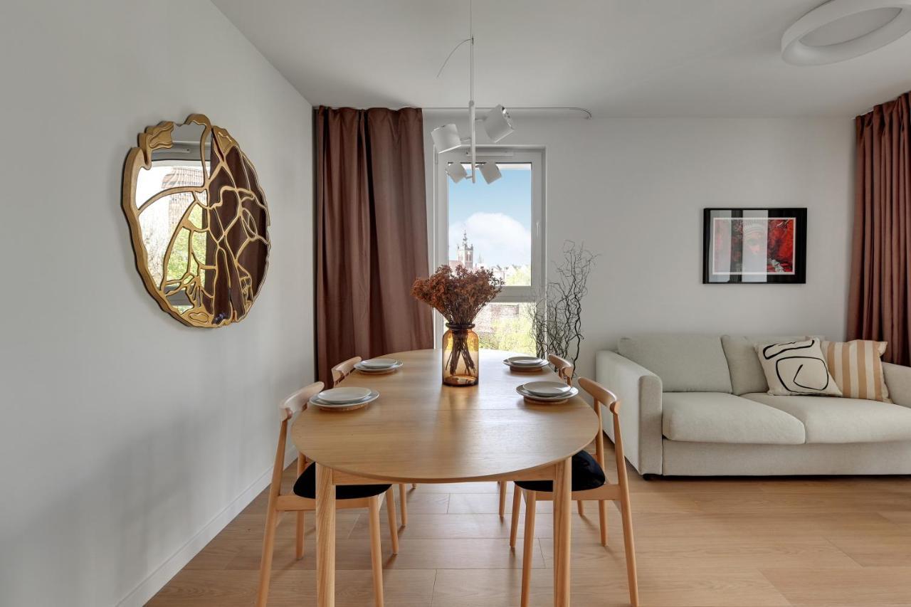 Boutique Aura 40 By Grand Apartments กดัญสก์ ภายนอก รูปภาพ