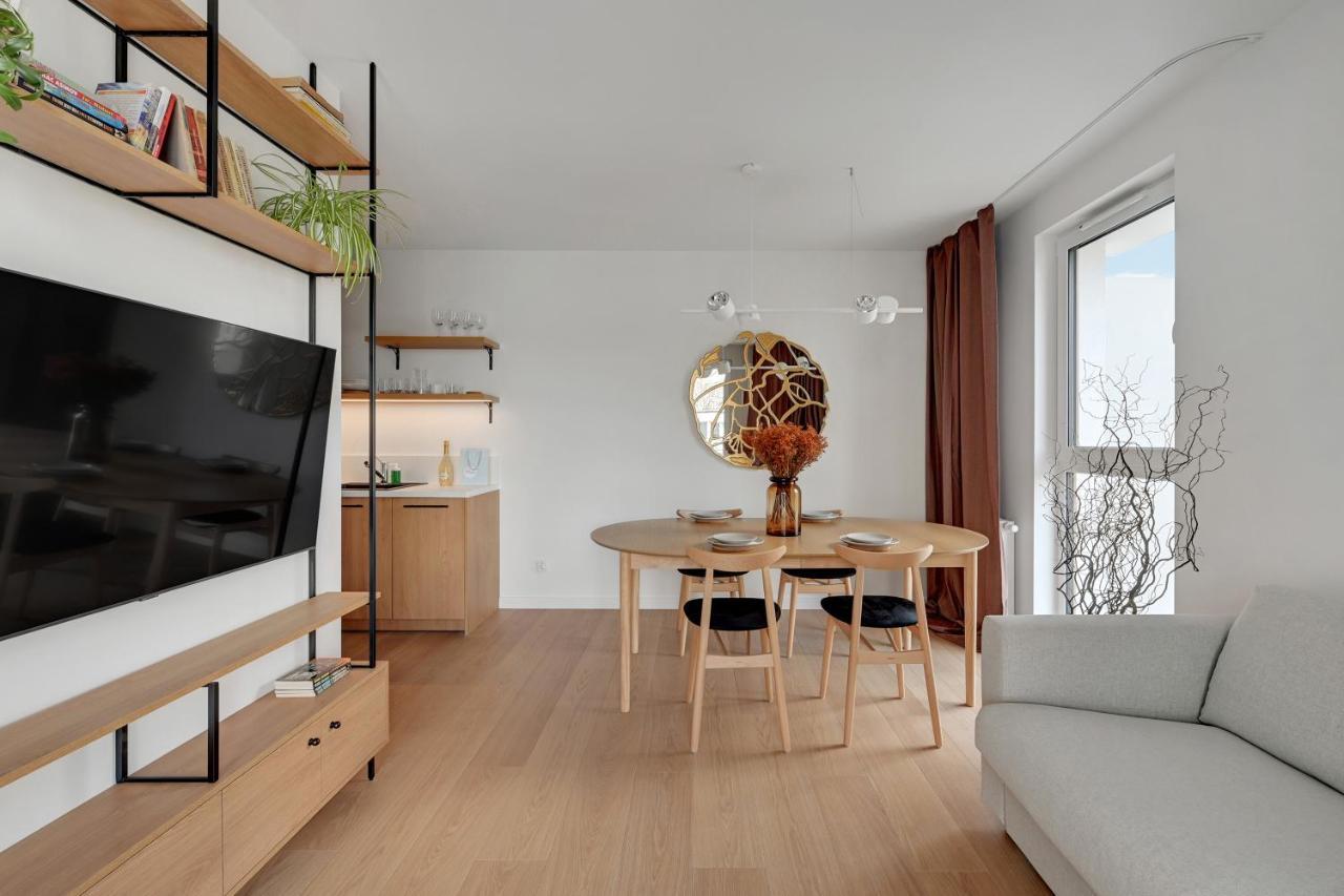 Boutique Aura 40 By Grand Apartments กดัญสก์ ภายนอก รูปภาพ