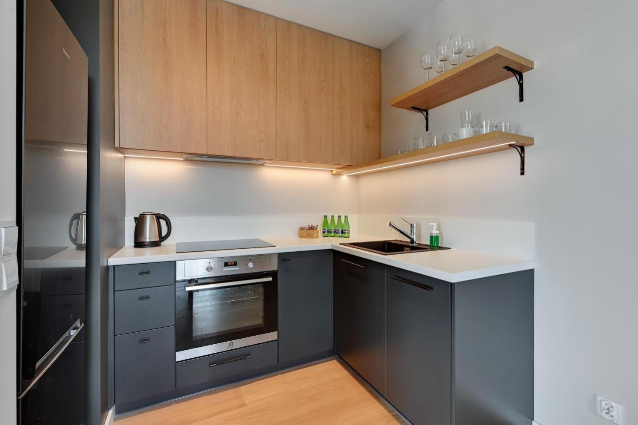 Boutique Aura 40 By Grand Apartments กดัญสก์ ภายนอก รูปภาพ