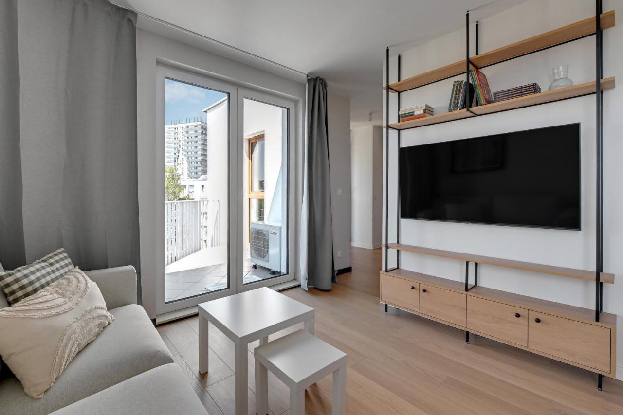 Boutique Aura 40 By Grand Apartments กดัญสก์ ภายนอก รูปภาพ